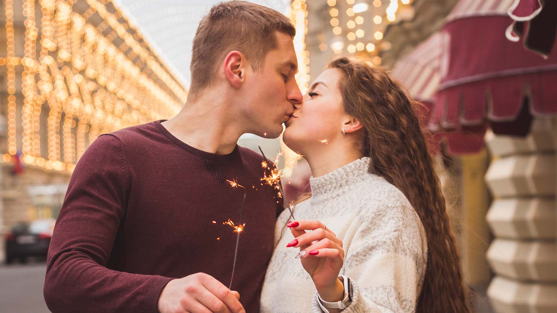 Como beijar uma garota e quando é o momento certo? 5 dicas